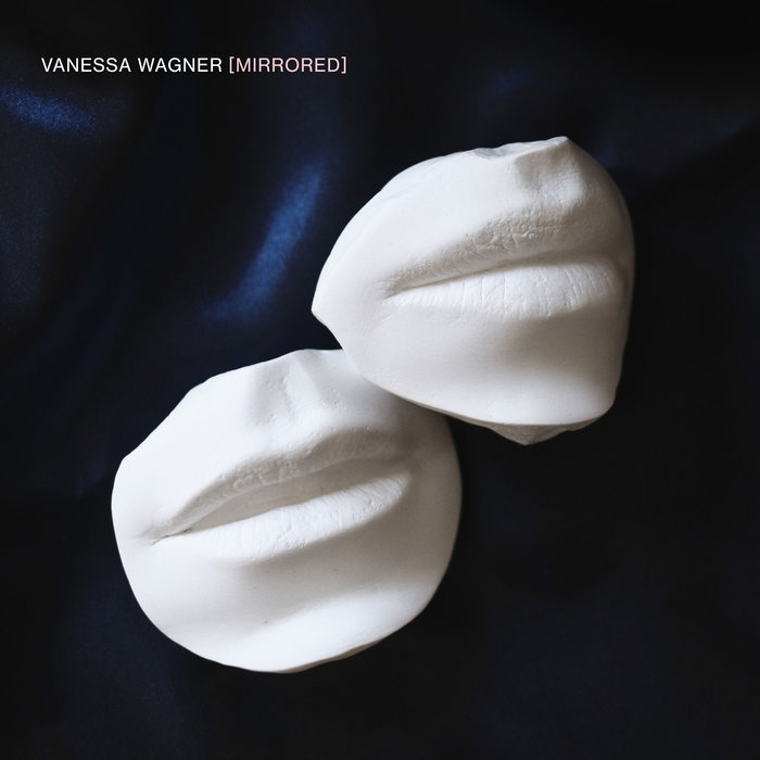 Album-terbaru-Vanessa-Wagner-Mirrored